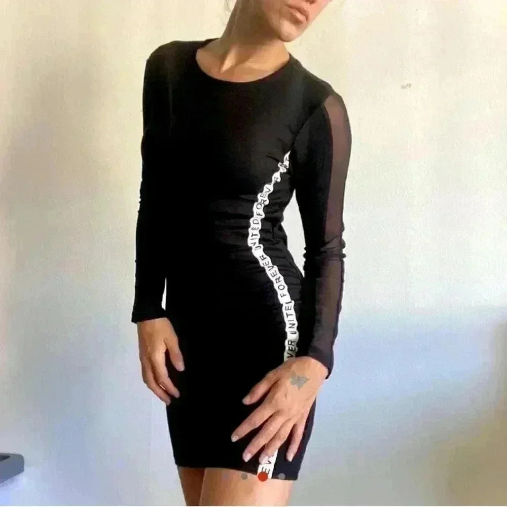 Dress - Picture 2 of 9